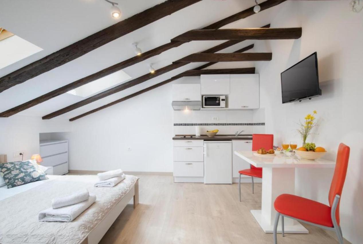 Central Apartments PUY Exterior foto